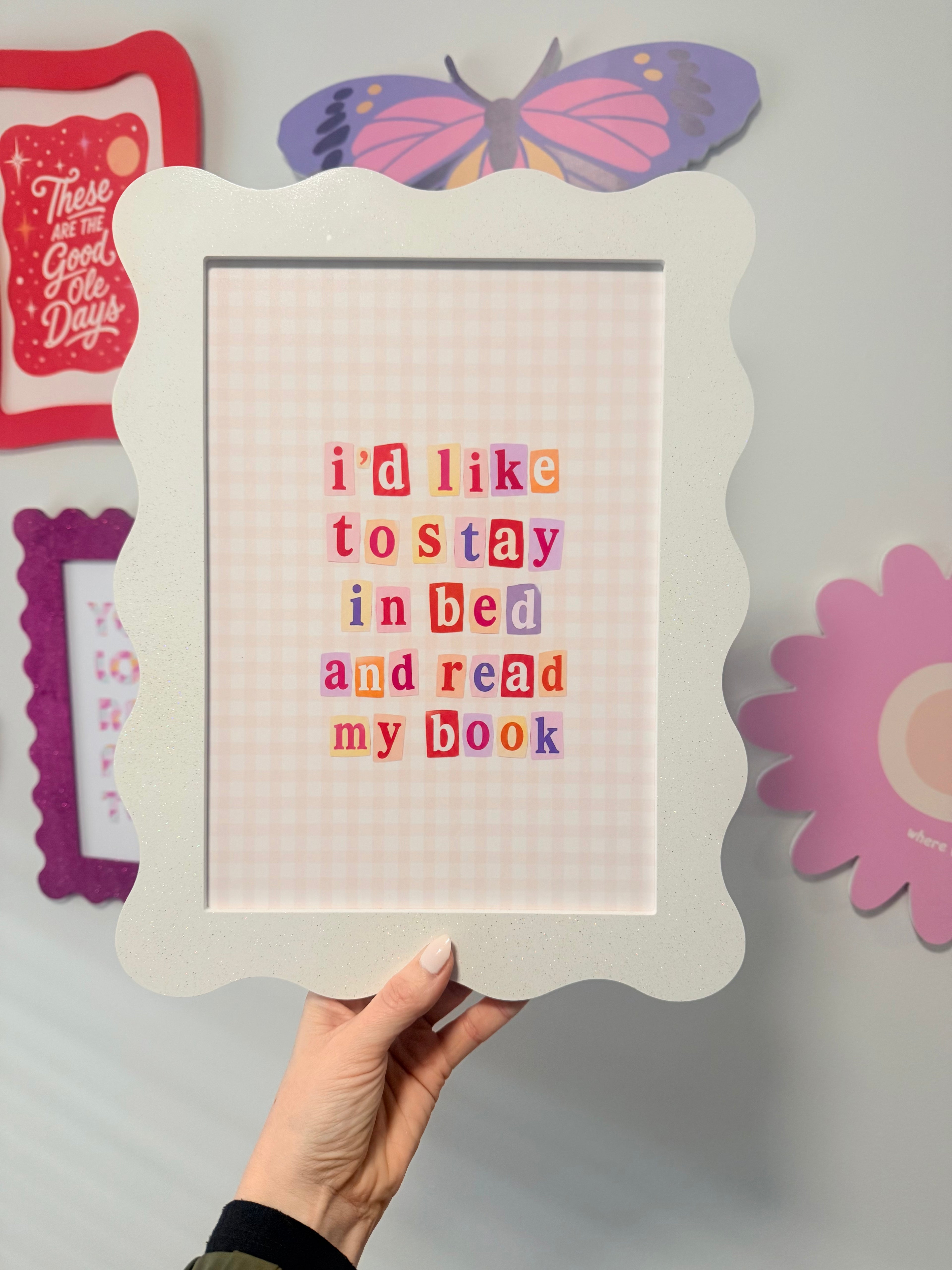 A4 White Sparkle Wavy Frame