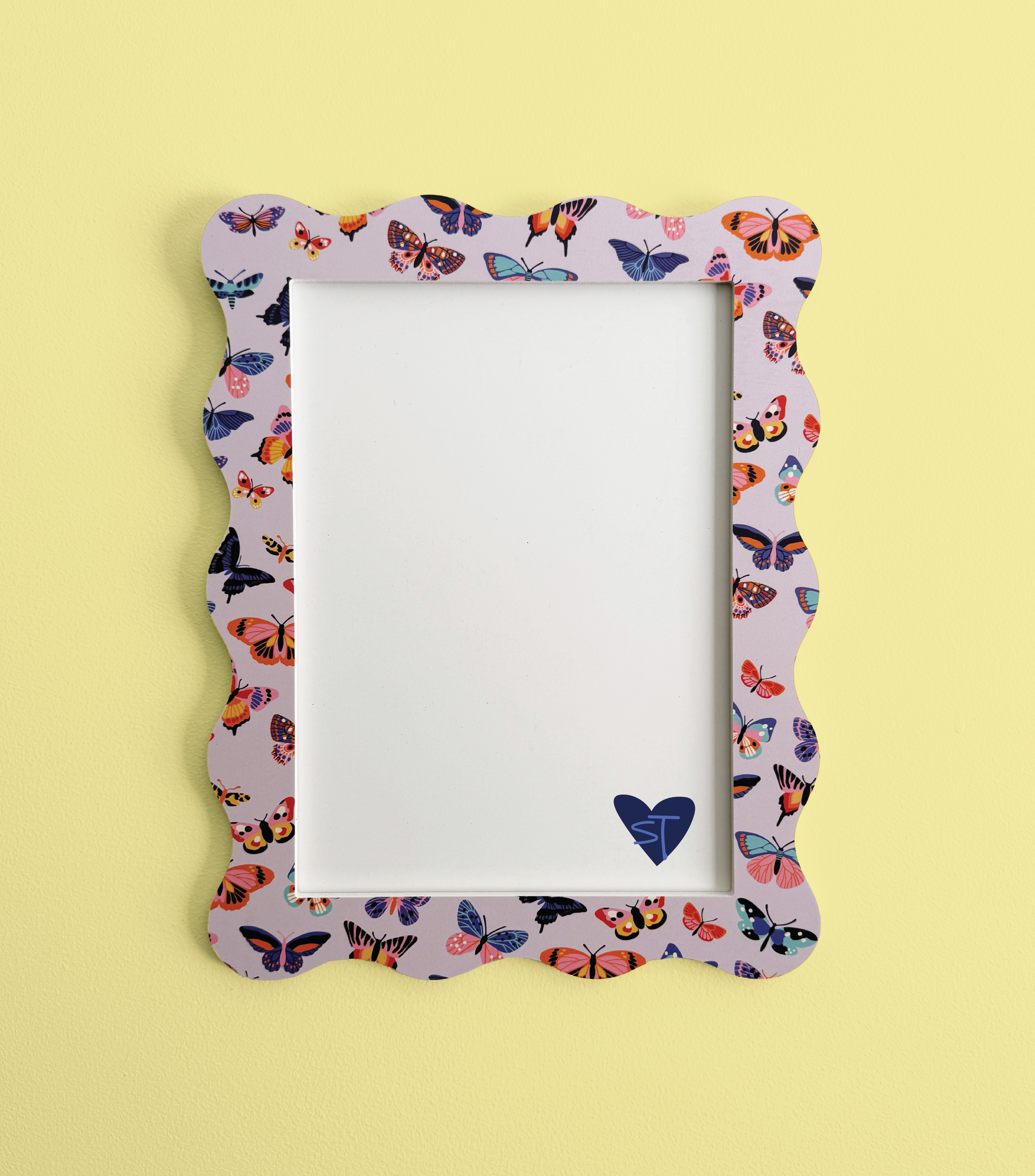 A4 Butterfly Wavy Frame