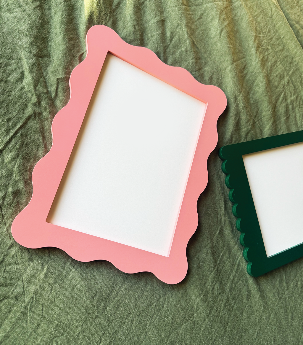 A4 Dusty Pink Wavy Frame