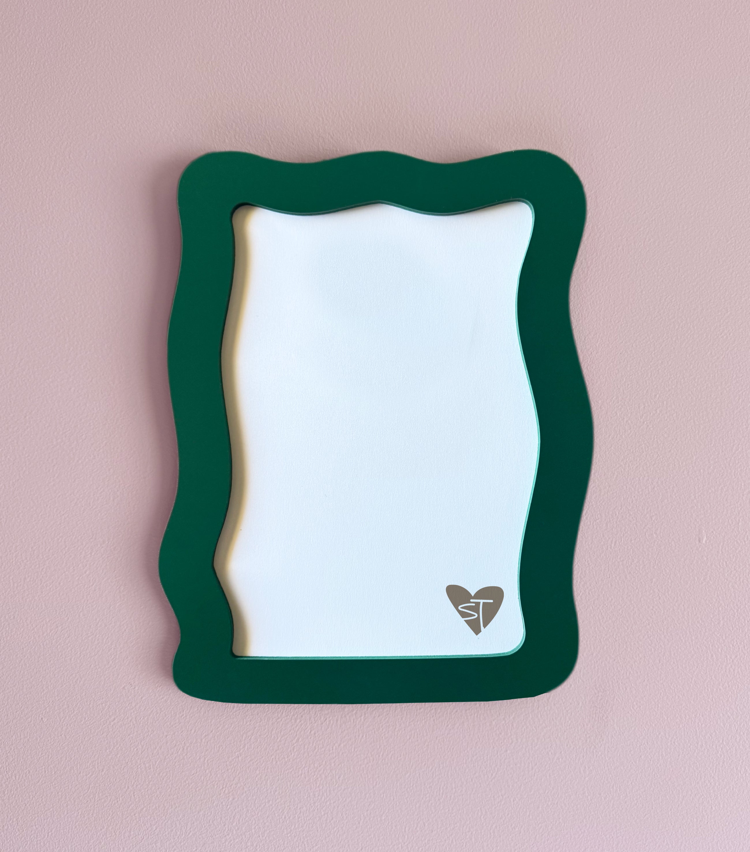A4 Pine Green Frame (Organic Shape #1)