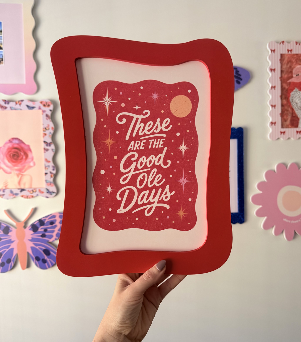 A4 Red Frame (Organic Shape #2)