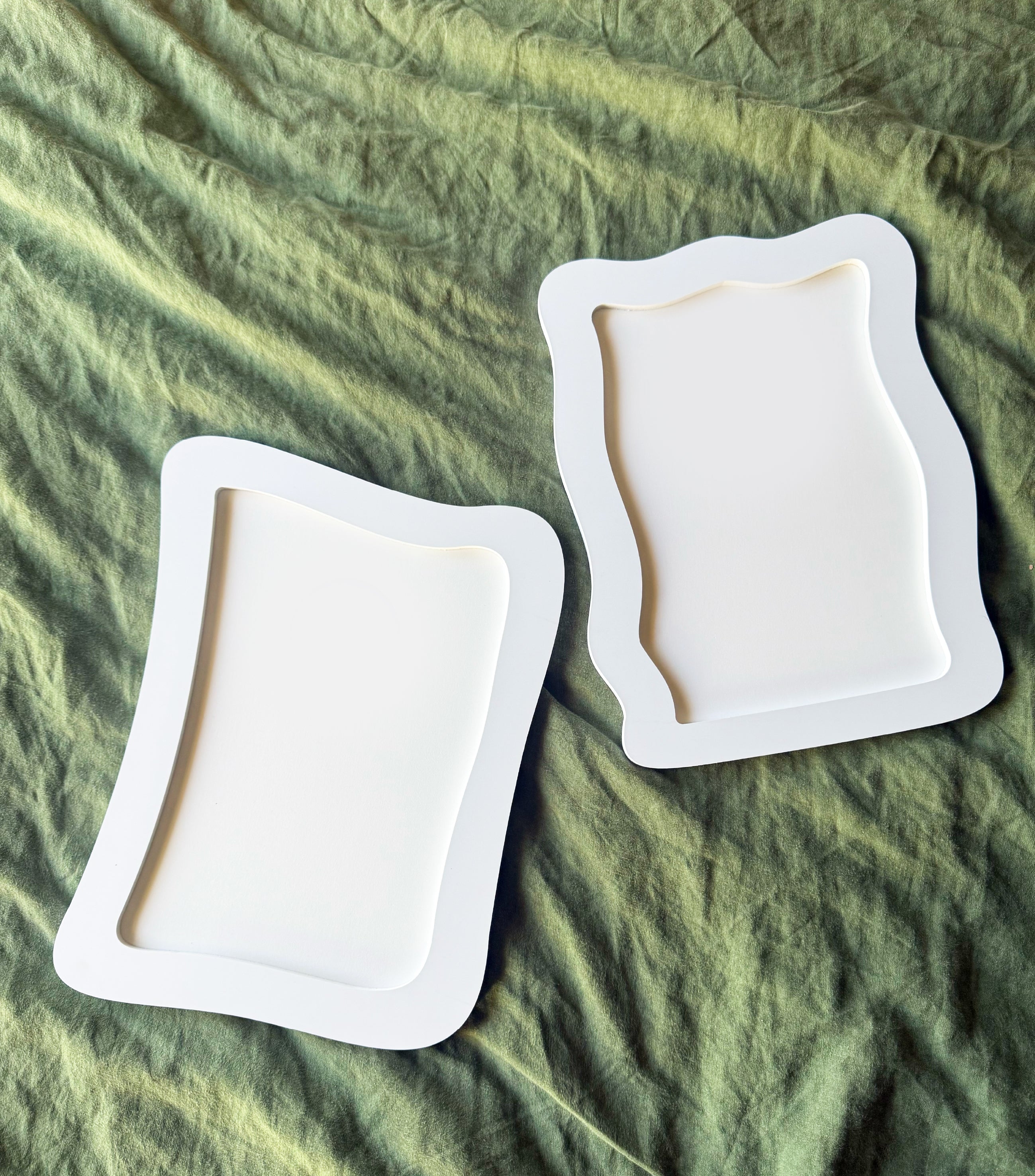 A4 White Frame (Organic Shape #2)