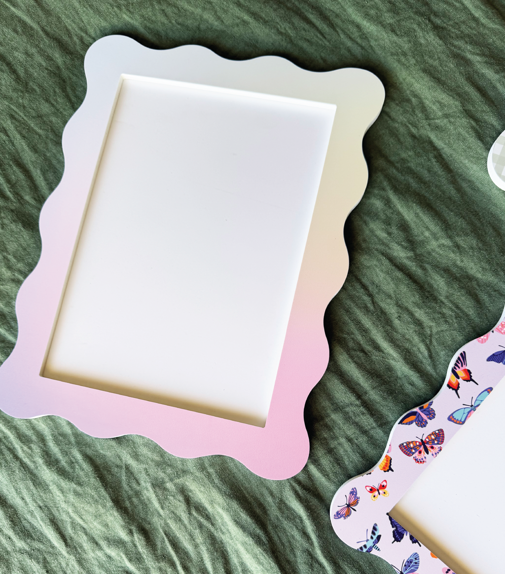 A4 Rainbow Wavy Frame