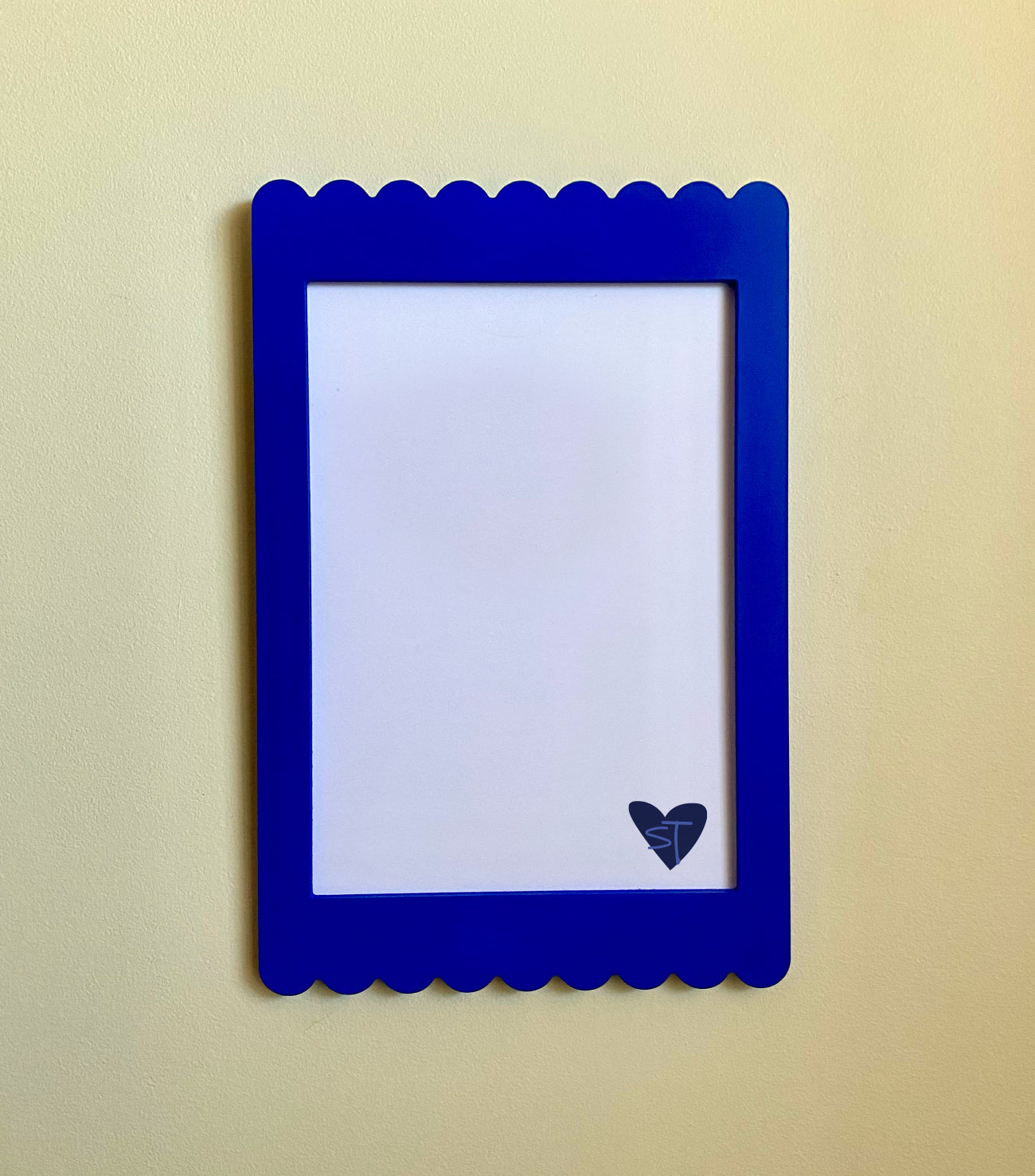 A4 Cobalt Blue Scallop Frame