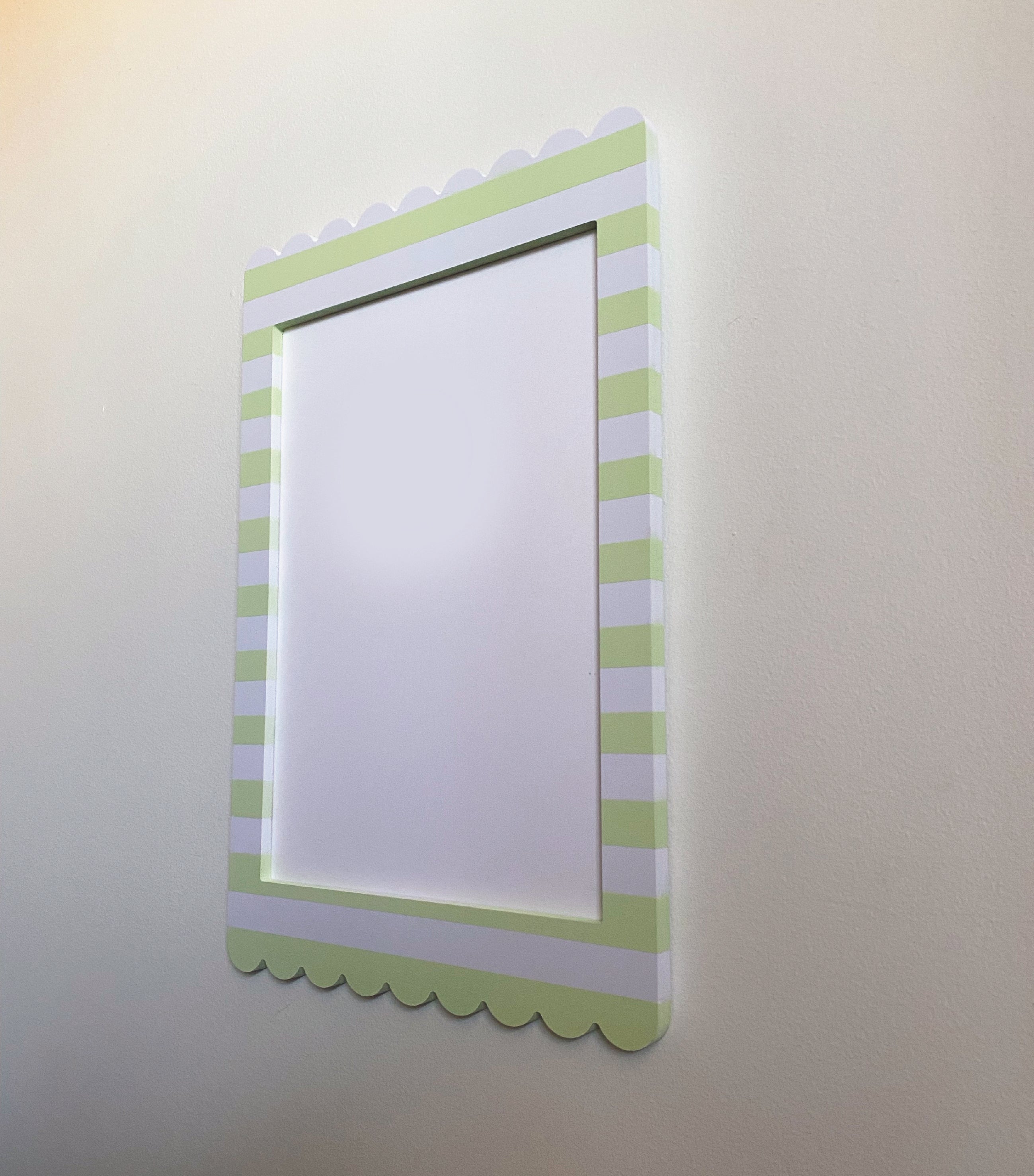 A4 Mint White Stripe Scallop Frame