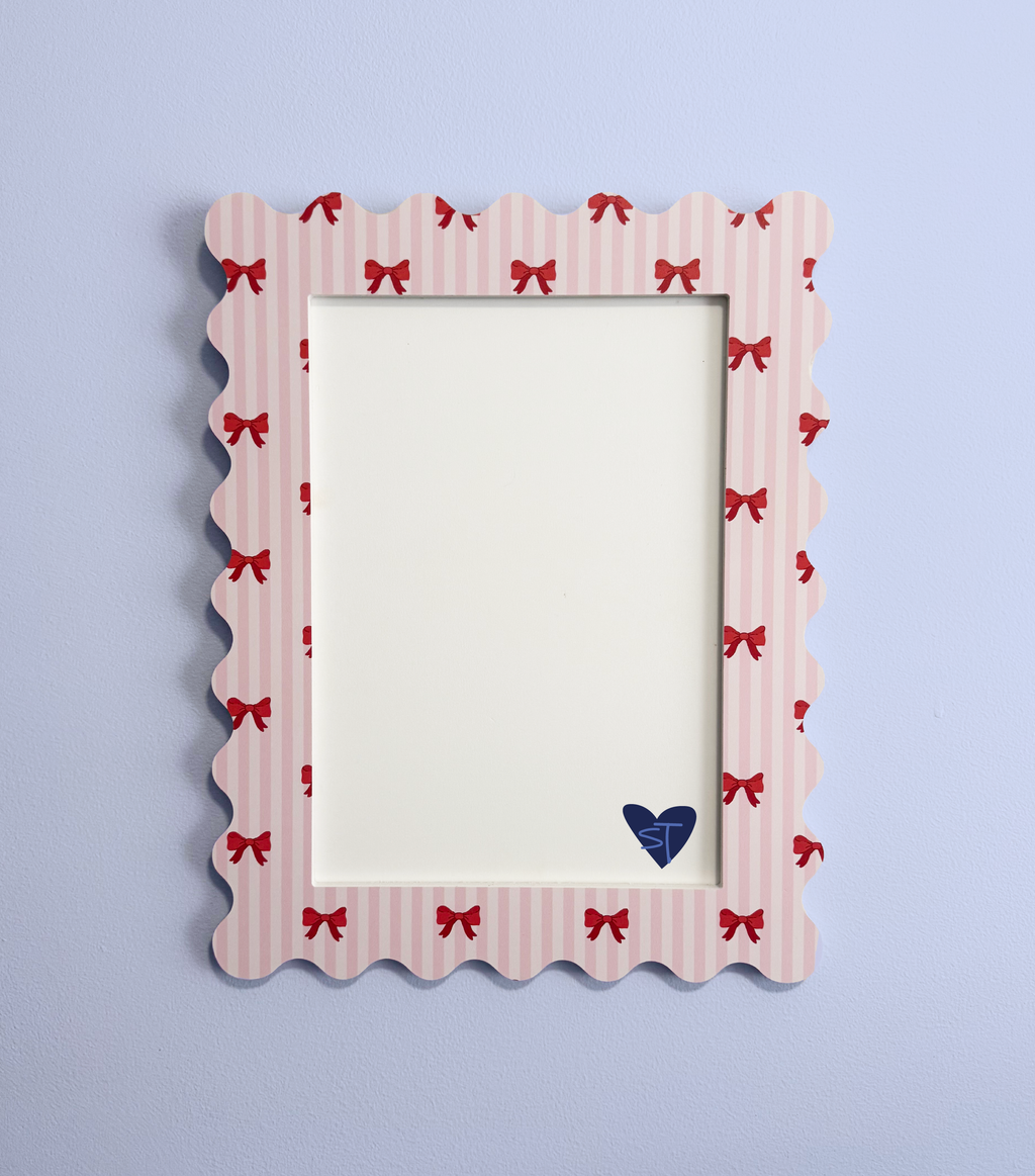 A4 Pink Stripe Bow Squiggle Frame