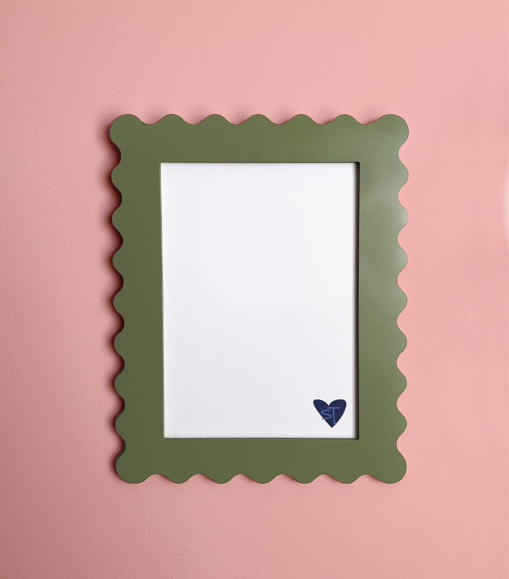A4 Forest Green Squiggle Frame