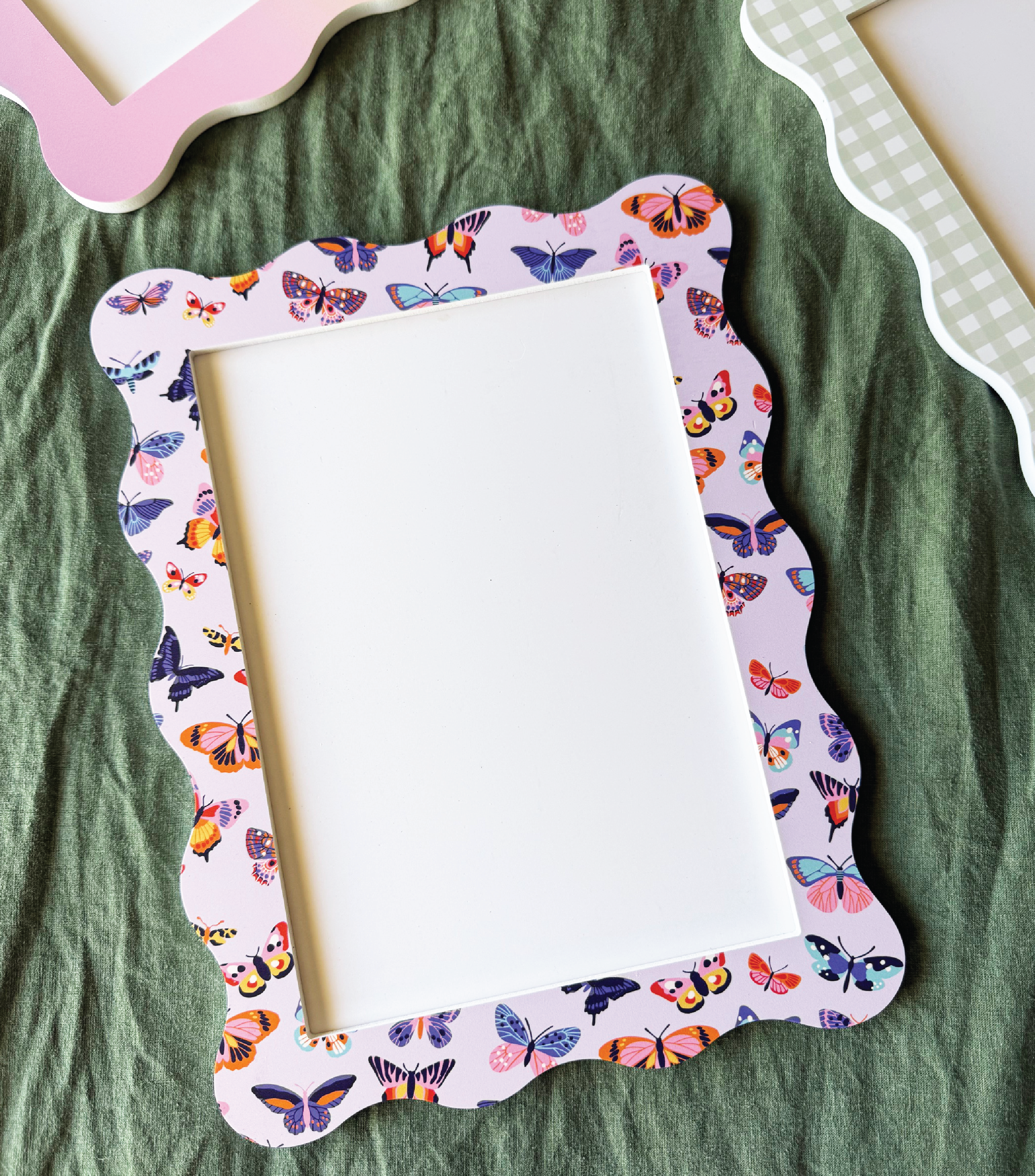 A4 Butterfly Wavy Frame