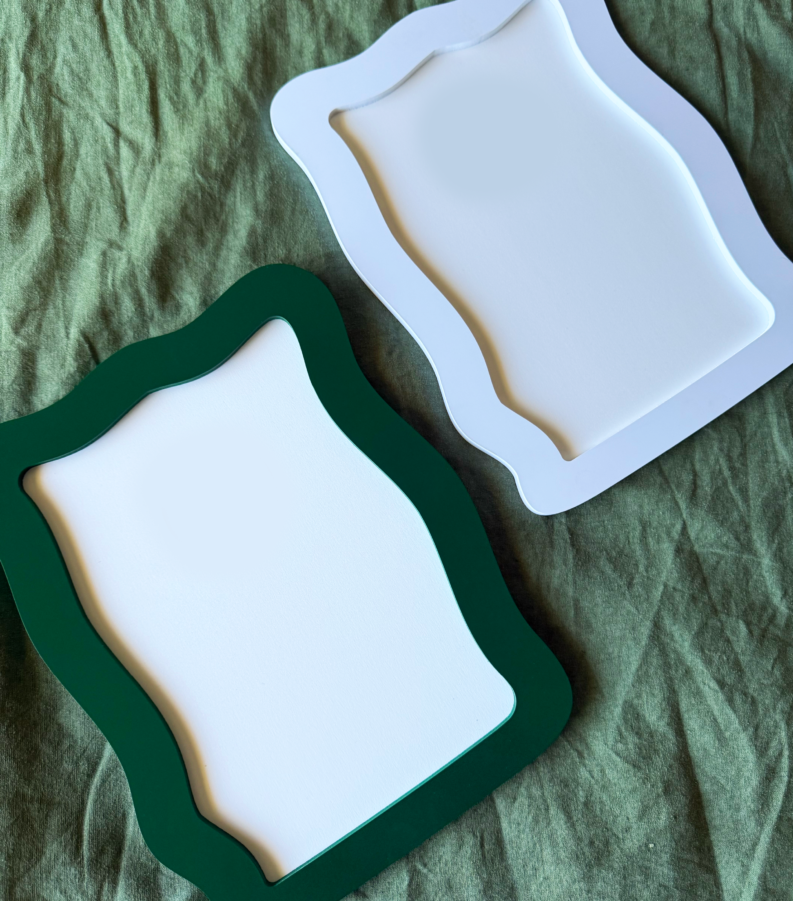 A4 Pine Green Frame (Organic Shape #1)