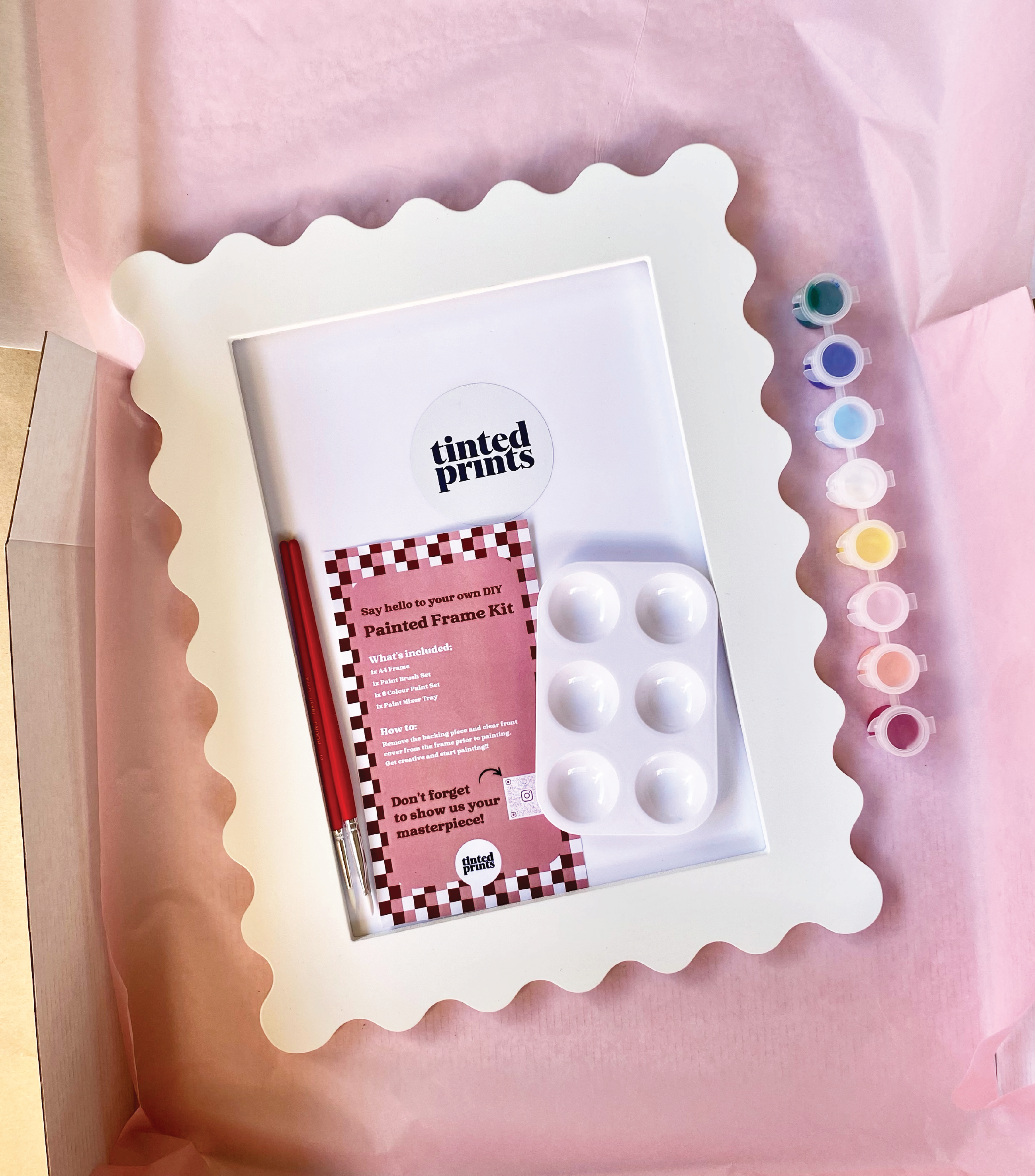 DIY Kit Painted Squiggle Frame