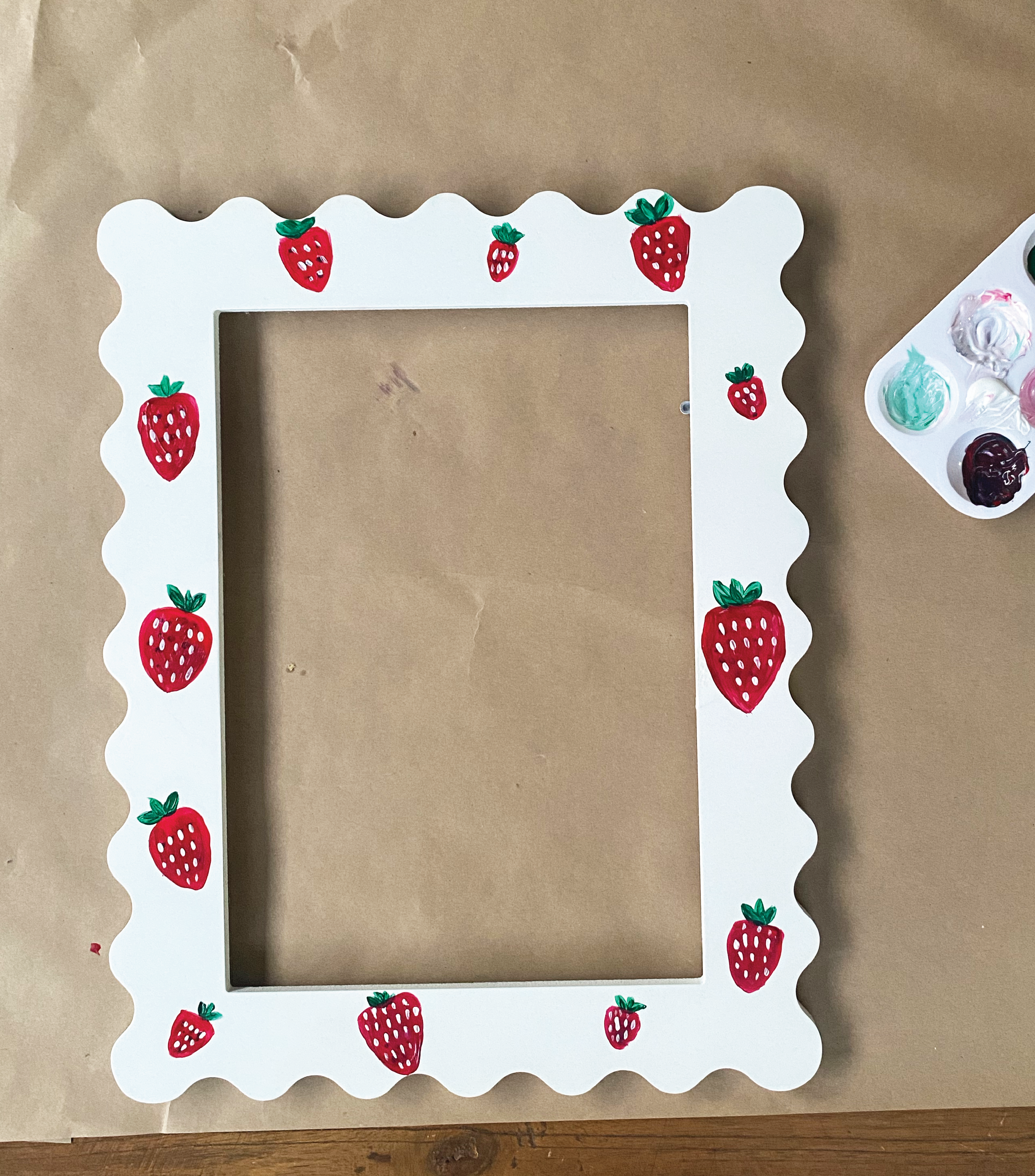 DIY Kit Painted Squiggle Frame